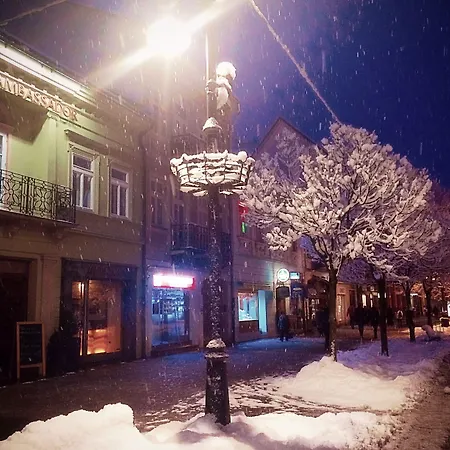 מלון Ambassador 4*