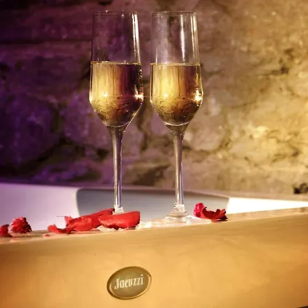 מלון Ambassador 4*