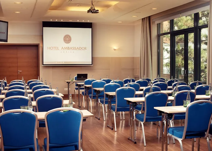Ambassador מלון קושיצה