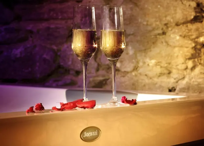 מלון Ambassador 4*